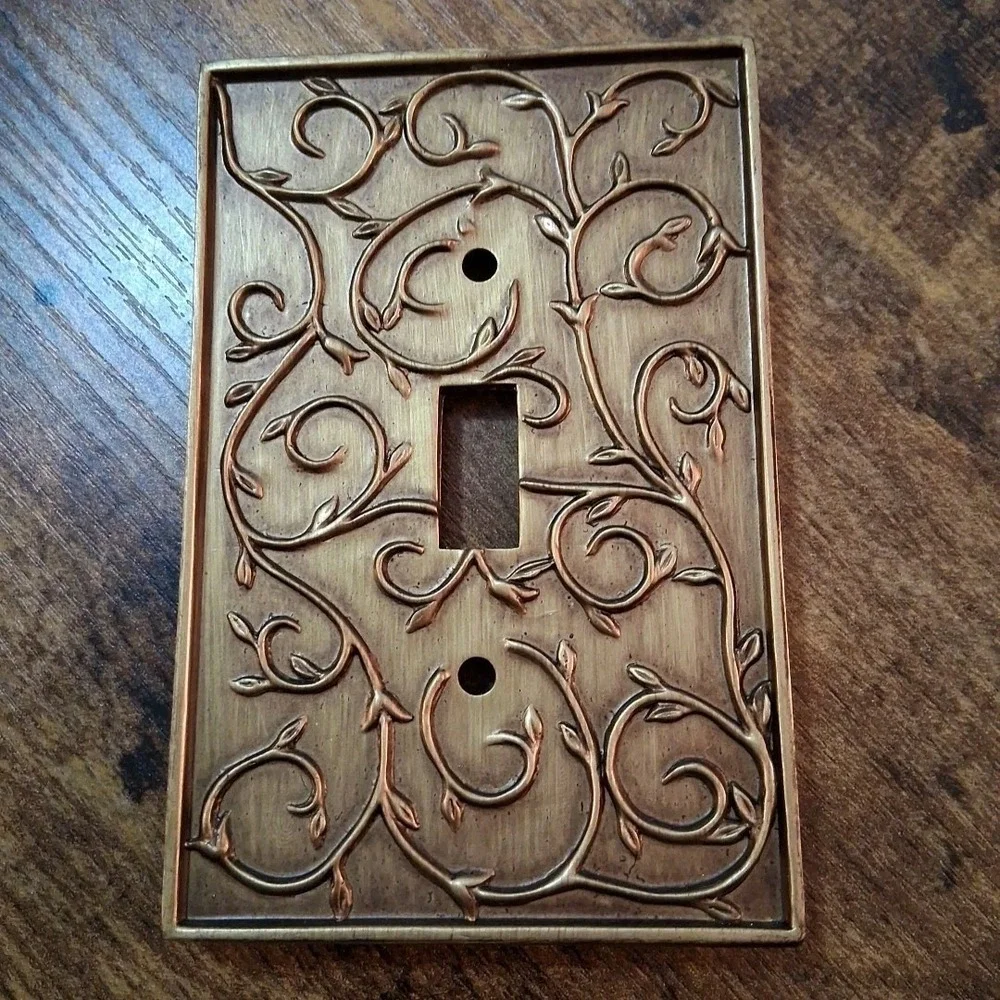 Antique Look Decorative Vines 4 Double Outlet Covers & 2 Switch Plates Set READ